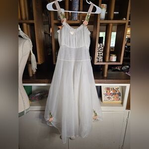Amourelle Vintage White Sheer 1950s Embroidered Chiffon Nightgown Medium